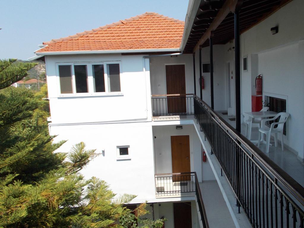 Digenis Apartment *