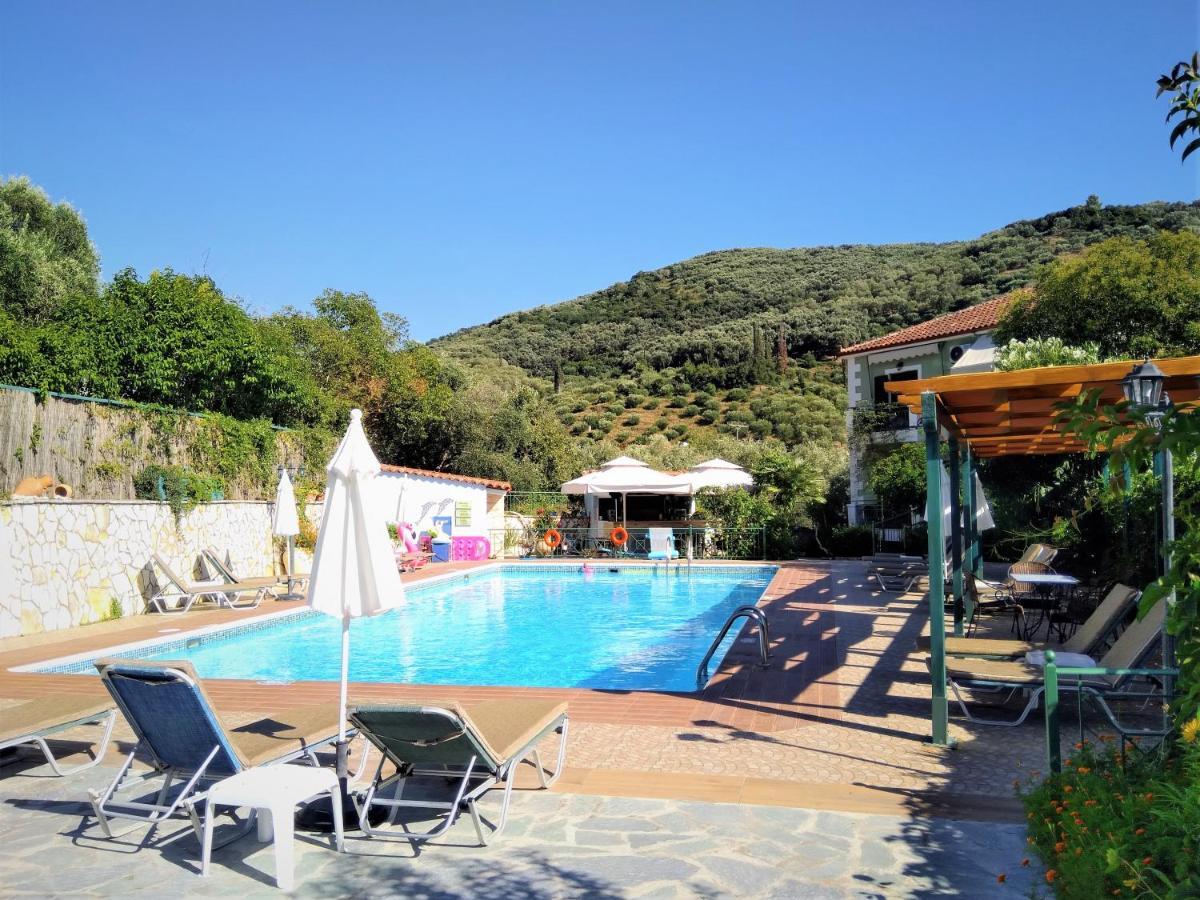Harmony Aparthotel 2*