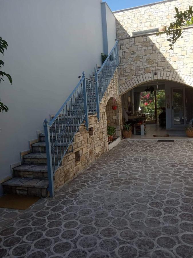 Apartment πέτρινο στη θάλασσα Nafpaktos