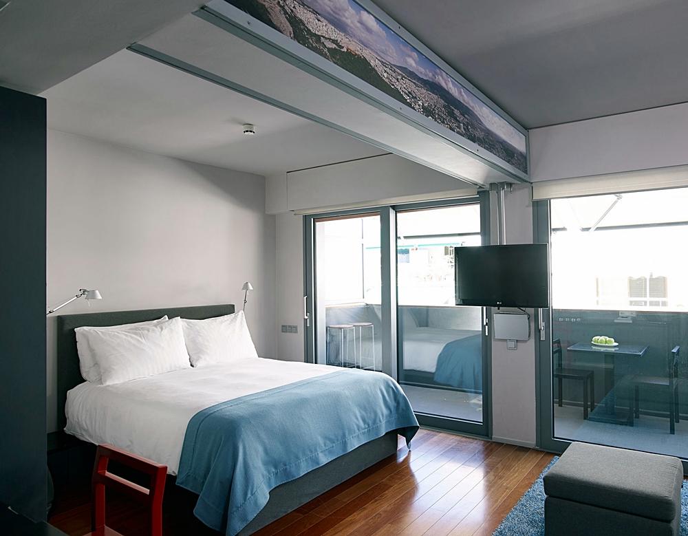 Periscope Hotel 4*