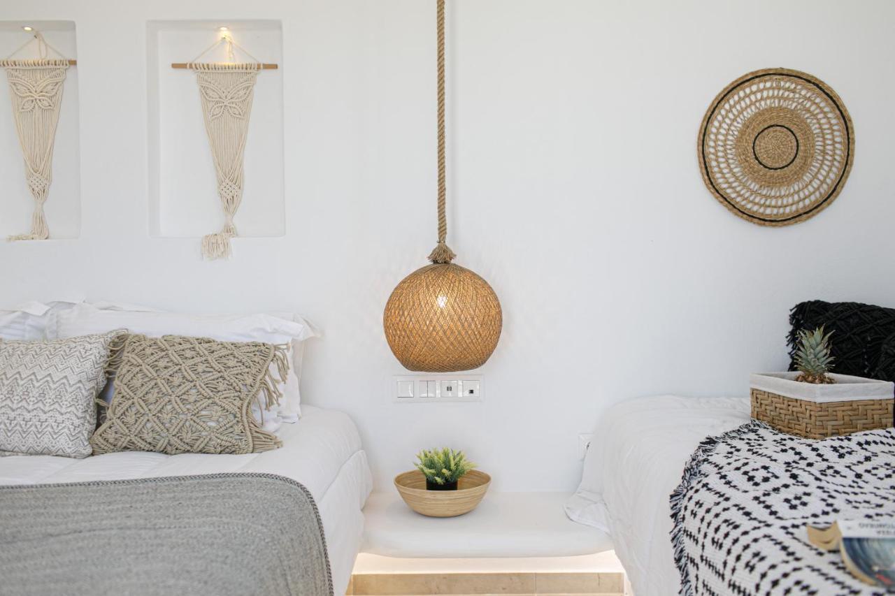 Naxos Earth Hotel *