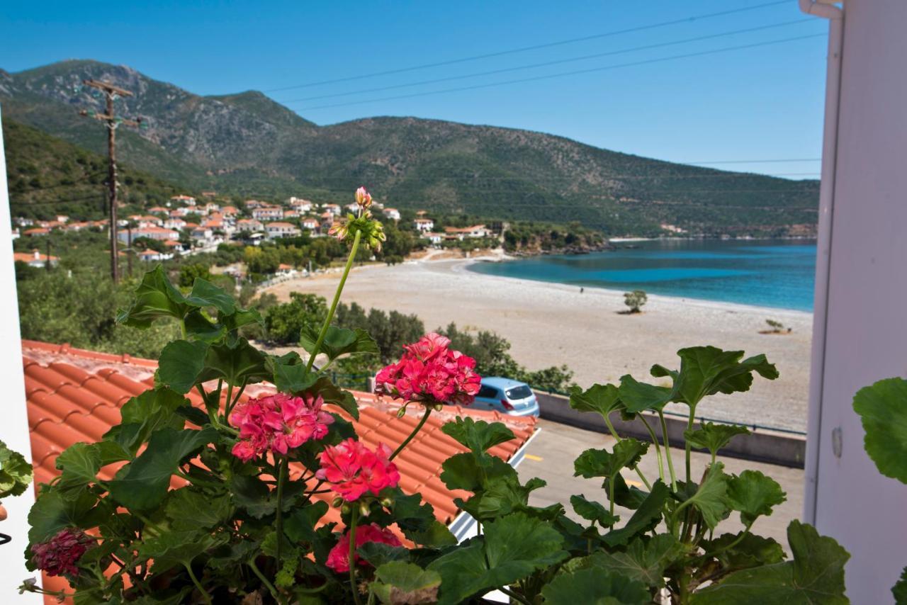 Iliolousta Aparthotel *