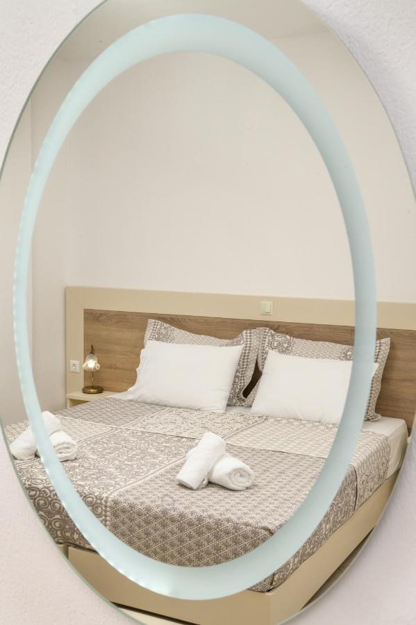 Inn Stelios