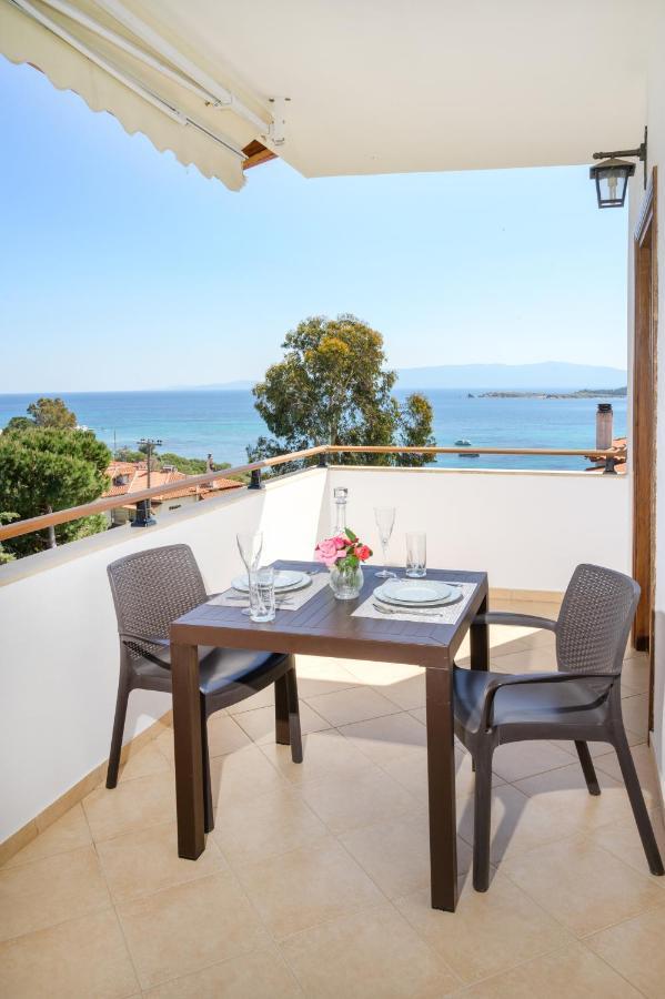 Stelios * Ouranoupoli