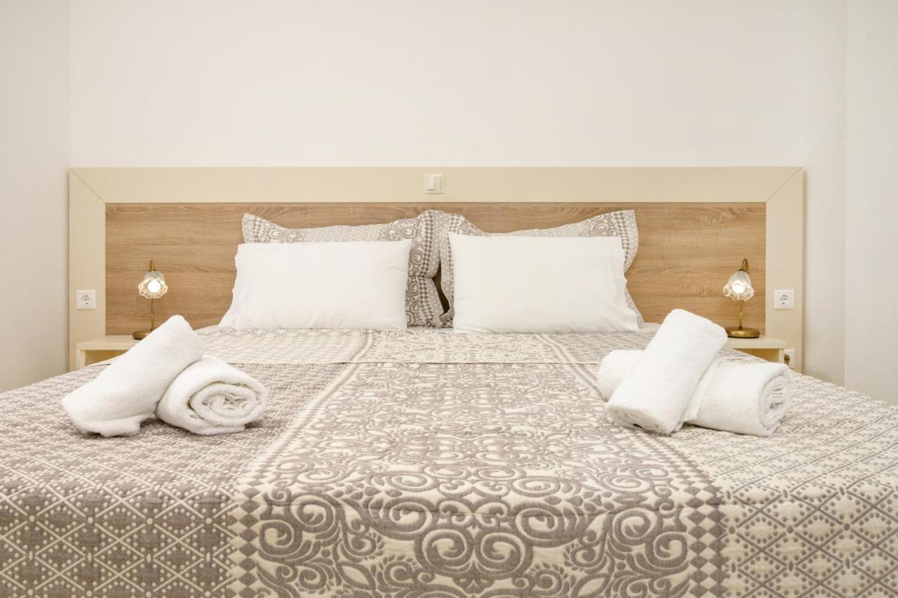 Inn Stelios