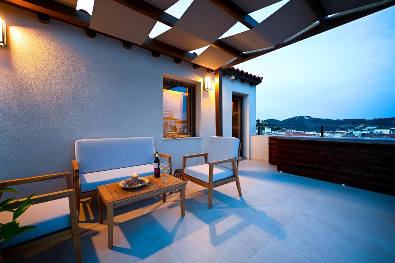 Aparthotel Eumorphia & Skiathos Town