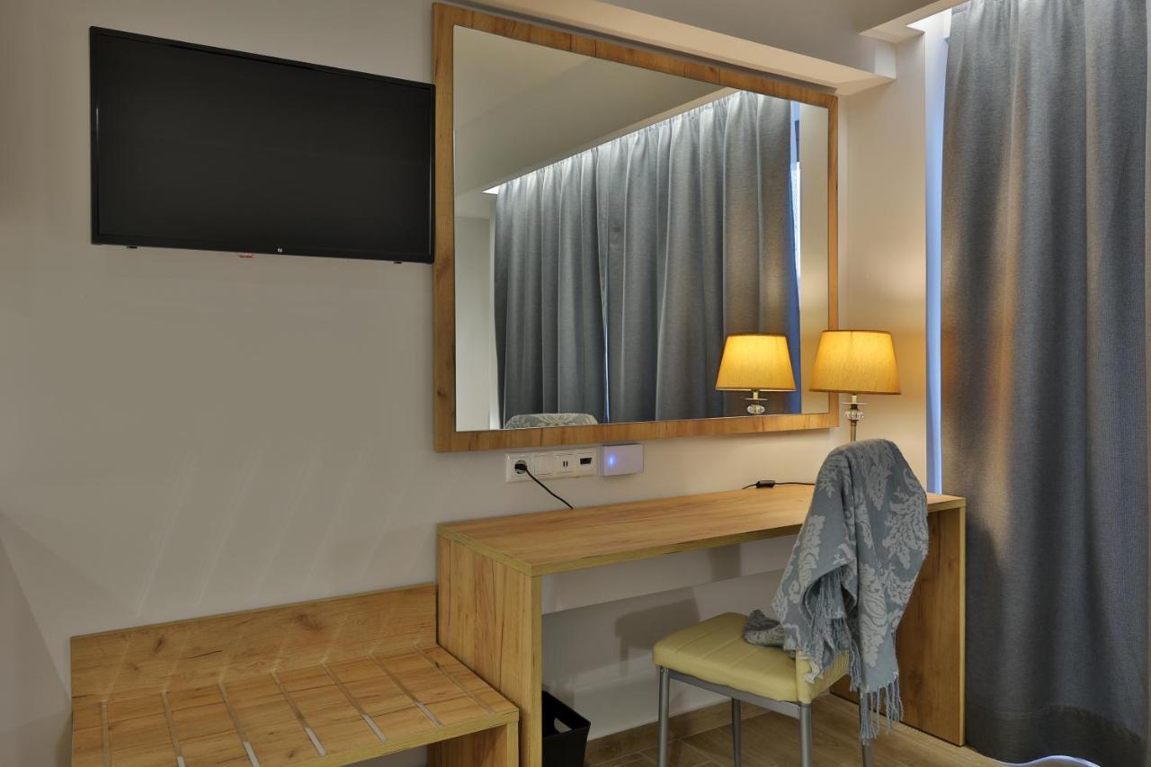 Four Reasons Aparthotel