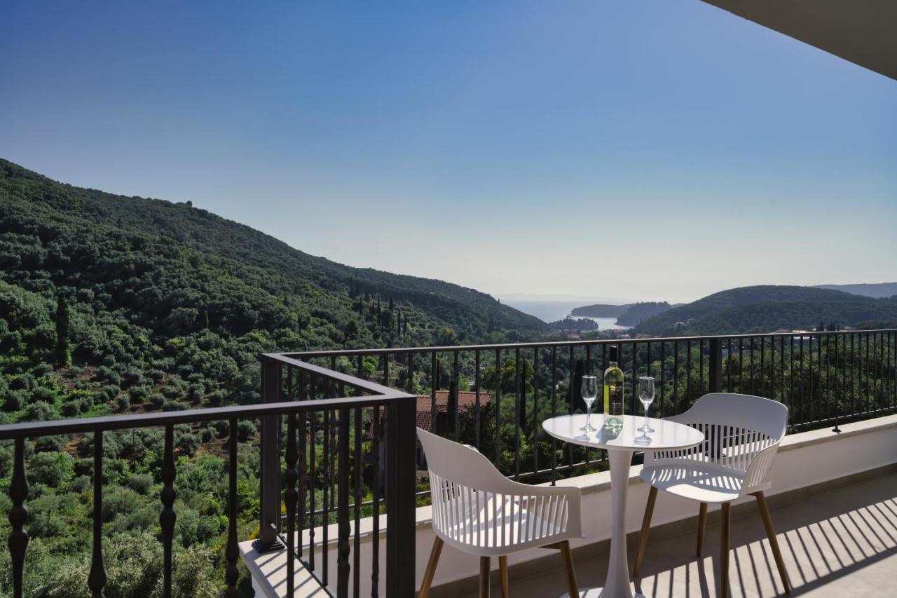 Aparthotel Of Happiness Parga
