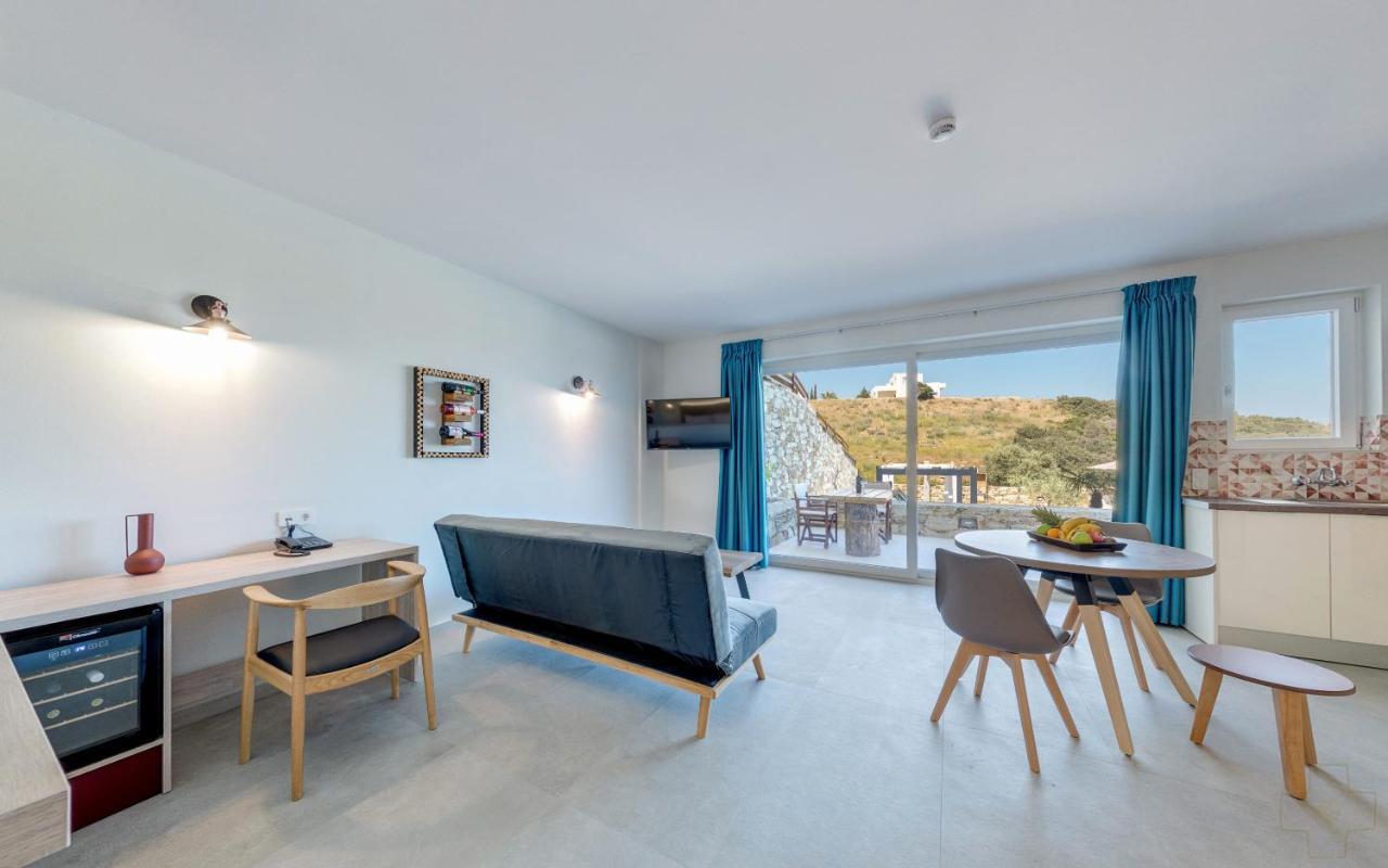 Spiros-soula Thematic Hotel