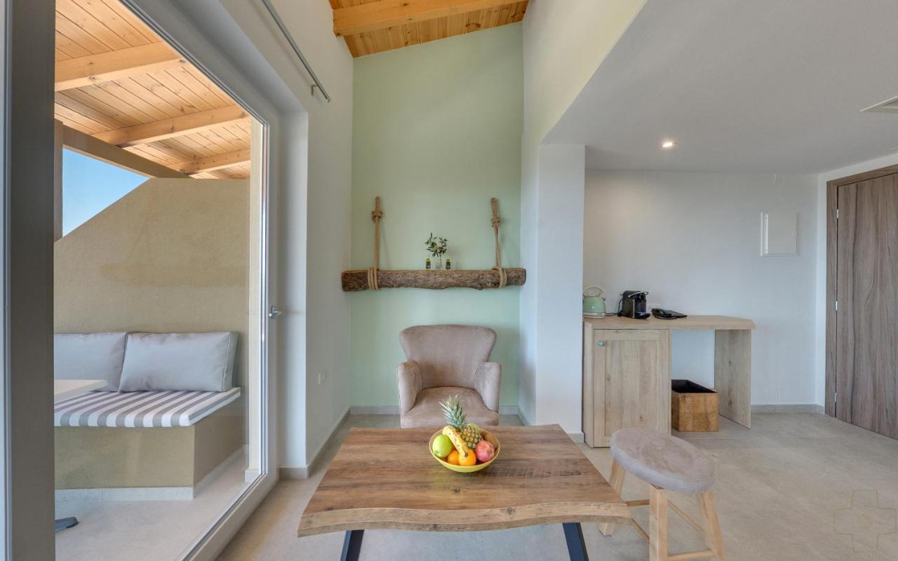 Spiros-soula Thematic Hotel