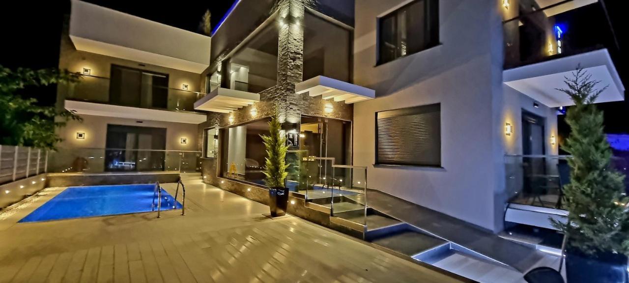 Luxsuites Aparthotel *