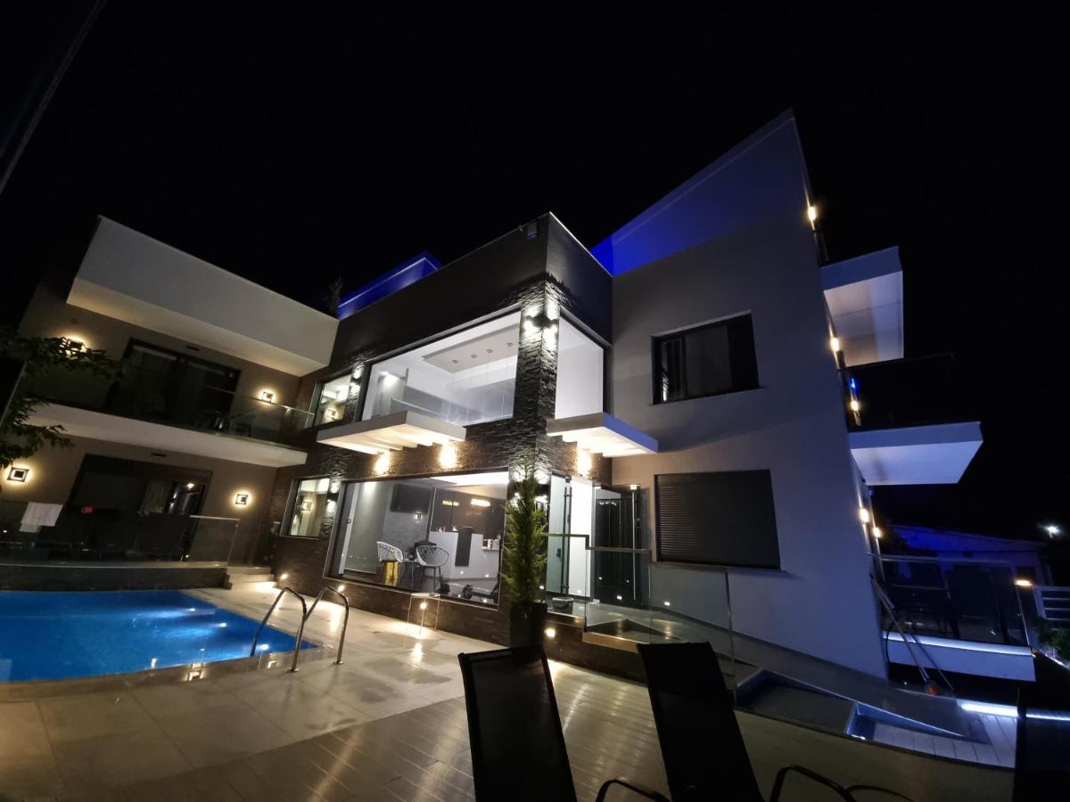Aparthotel Luxsuites