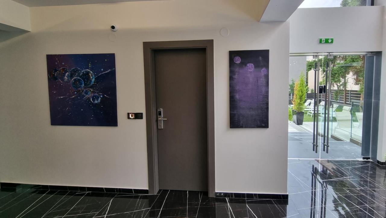 Luxsuites