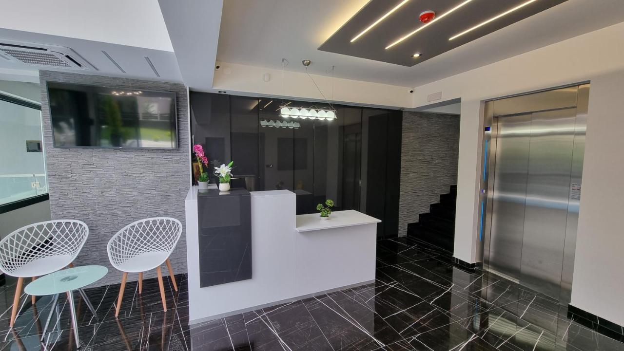 Aparthotel Luxsuites *