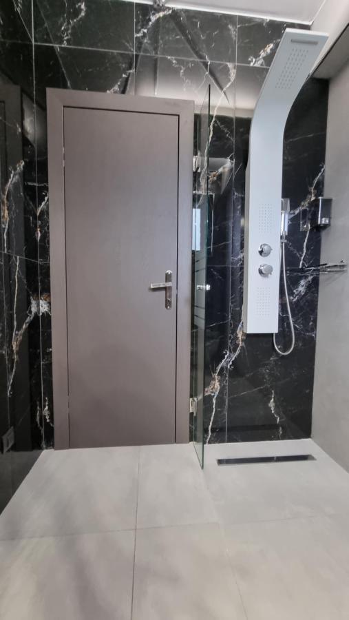 Aparthotel Luxsuites *