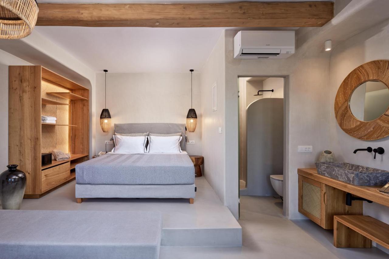 Ionic 4* Super Paradise Beach (Mykonos)