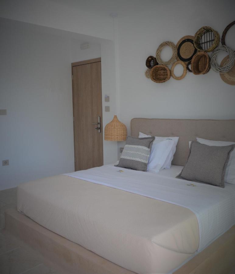Anavalos Aparthotel 5*