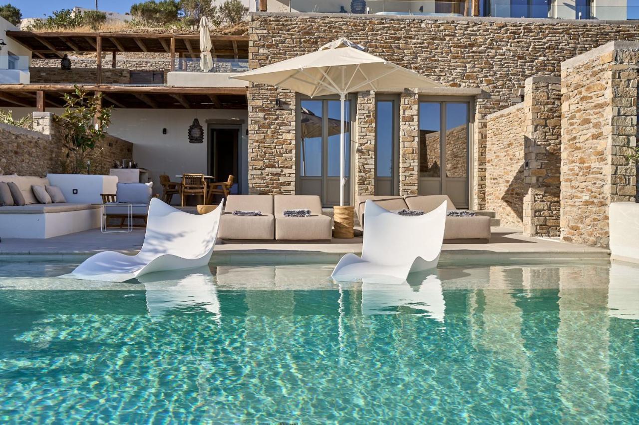 Ios Grand Pool Mylopotas