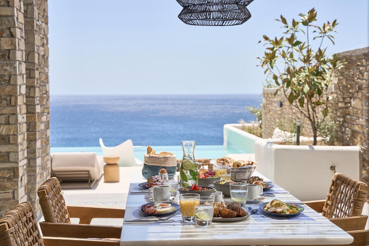 Ios Grand Pool Hotel