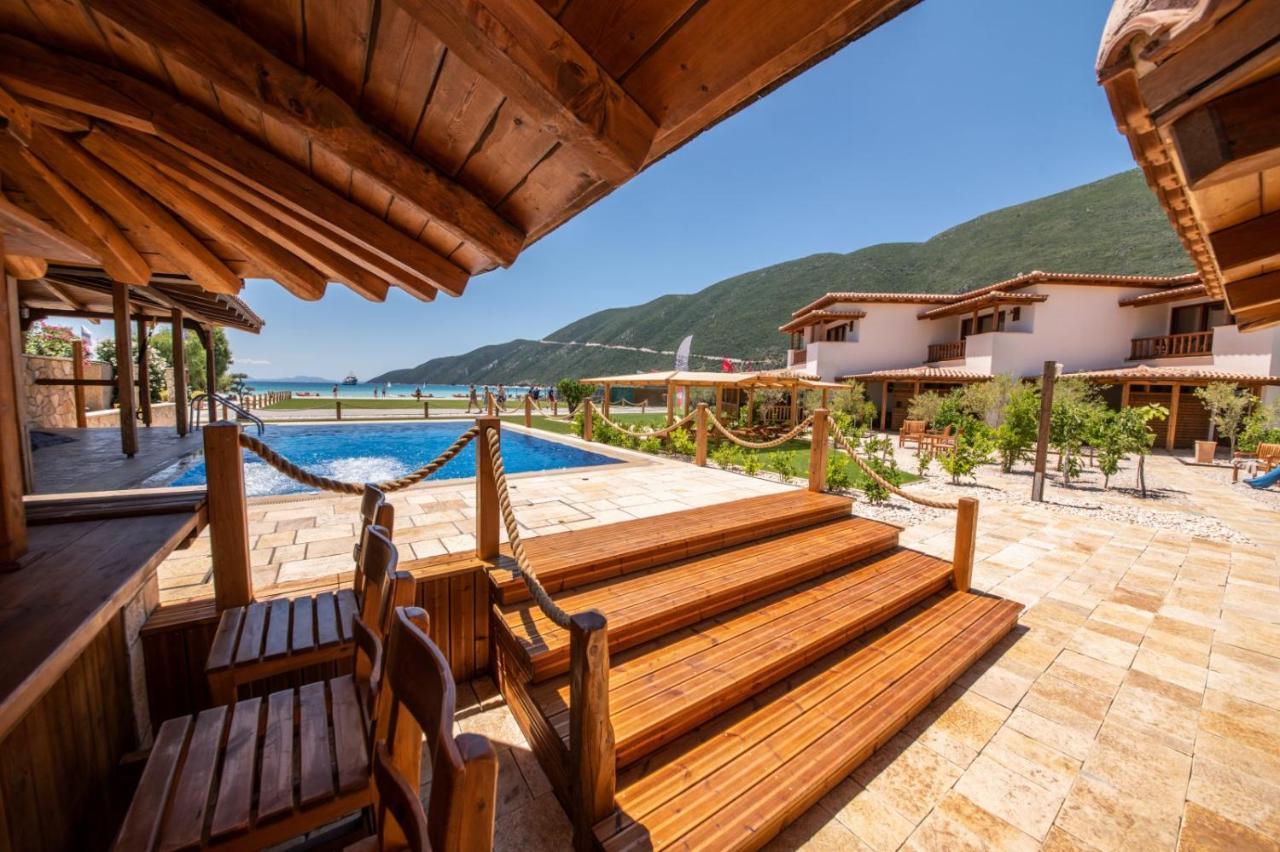 Seaside Vasiliki (Lefkada)
