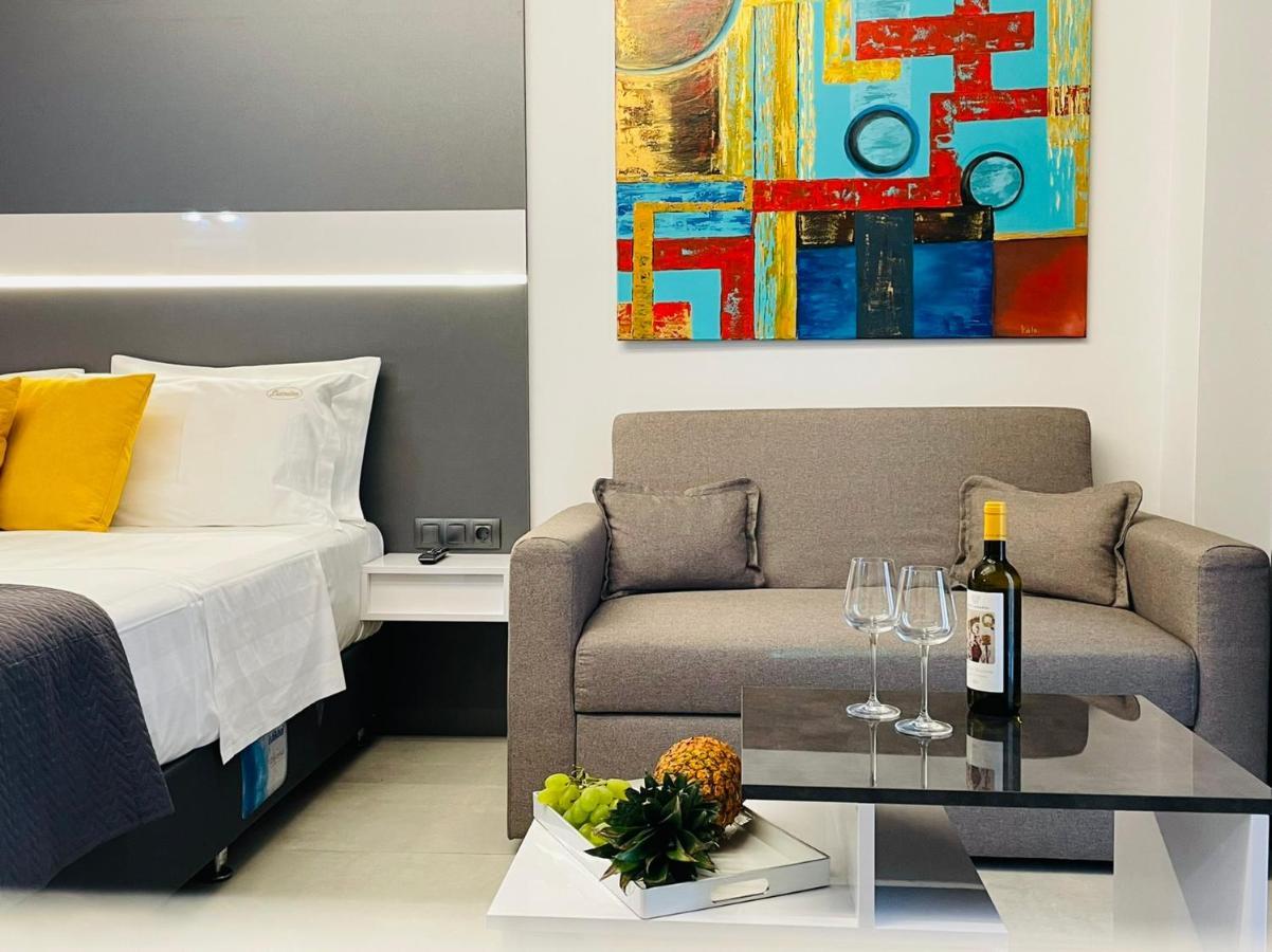 Aparthotel Luxsuites Ofrinion