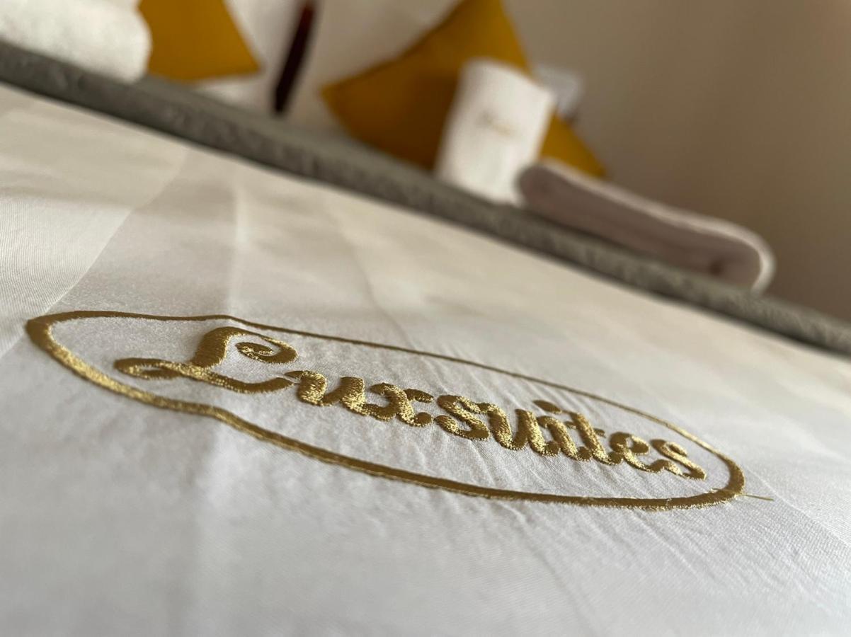 Aparthotel Luxsuites Ofrinion