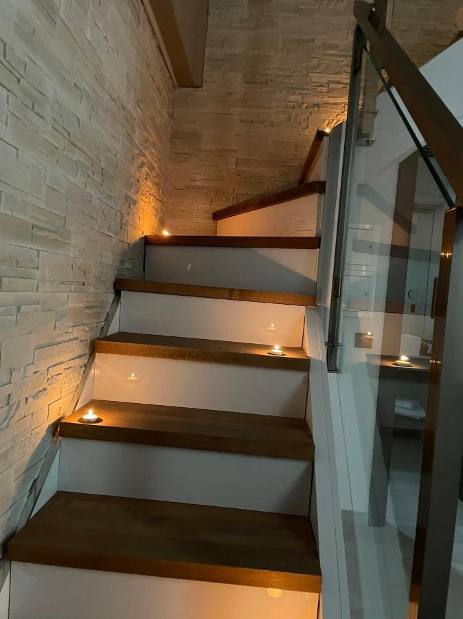 Luxsuites