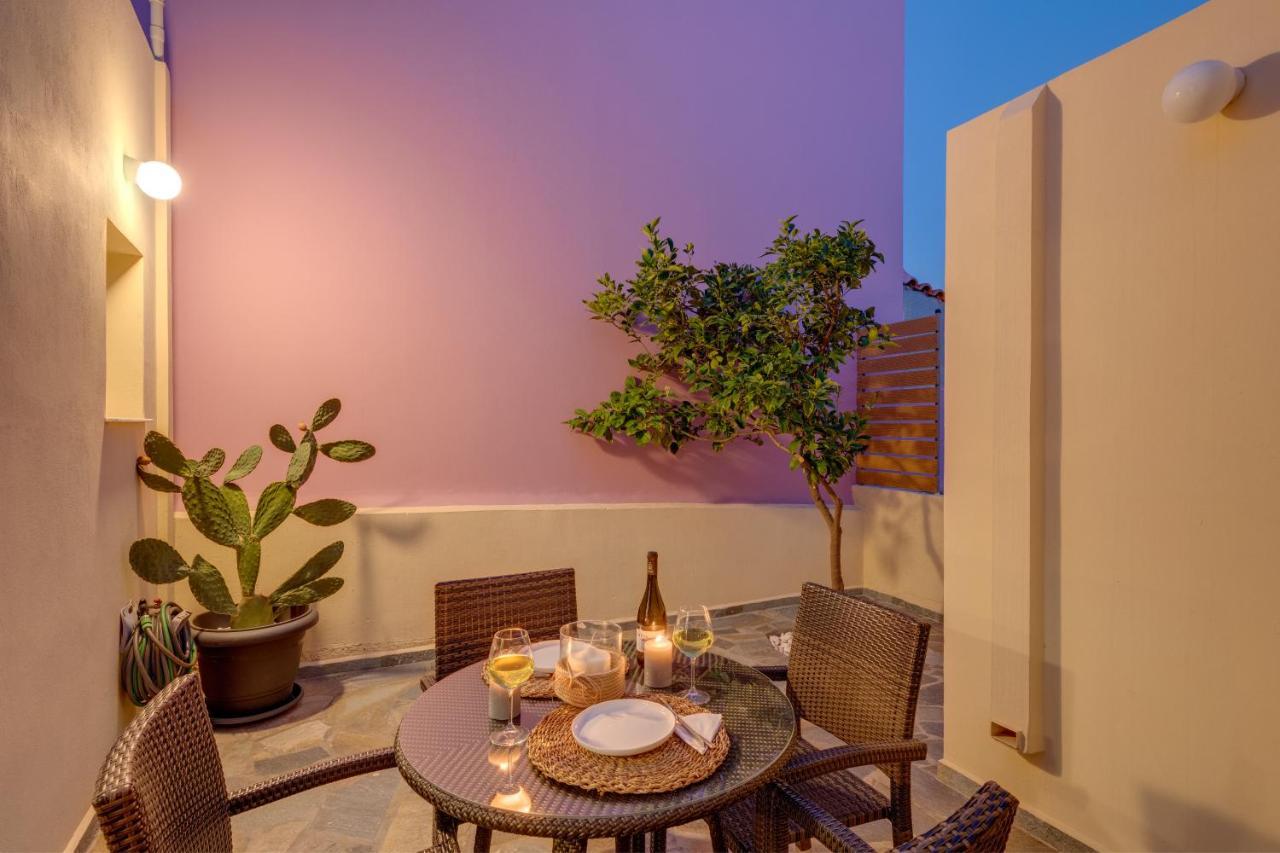 Cova Philoxenia House Holiday home *