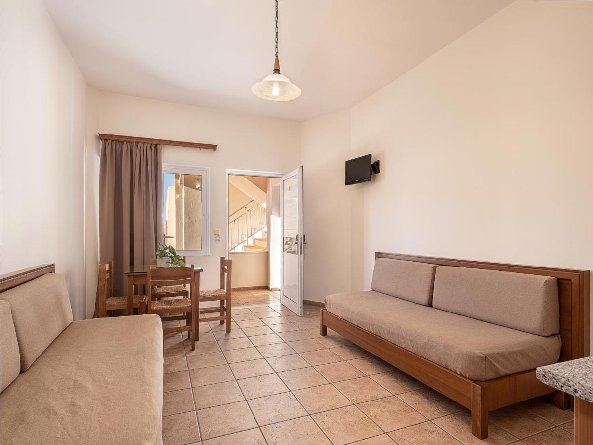 Nontas Aparthotel 3*