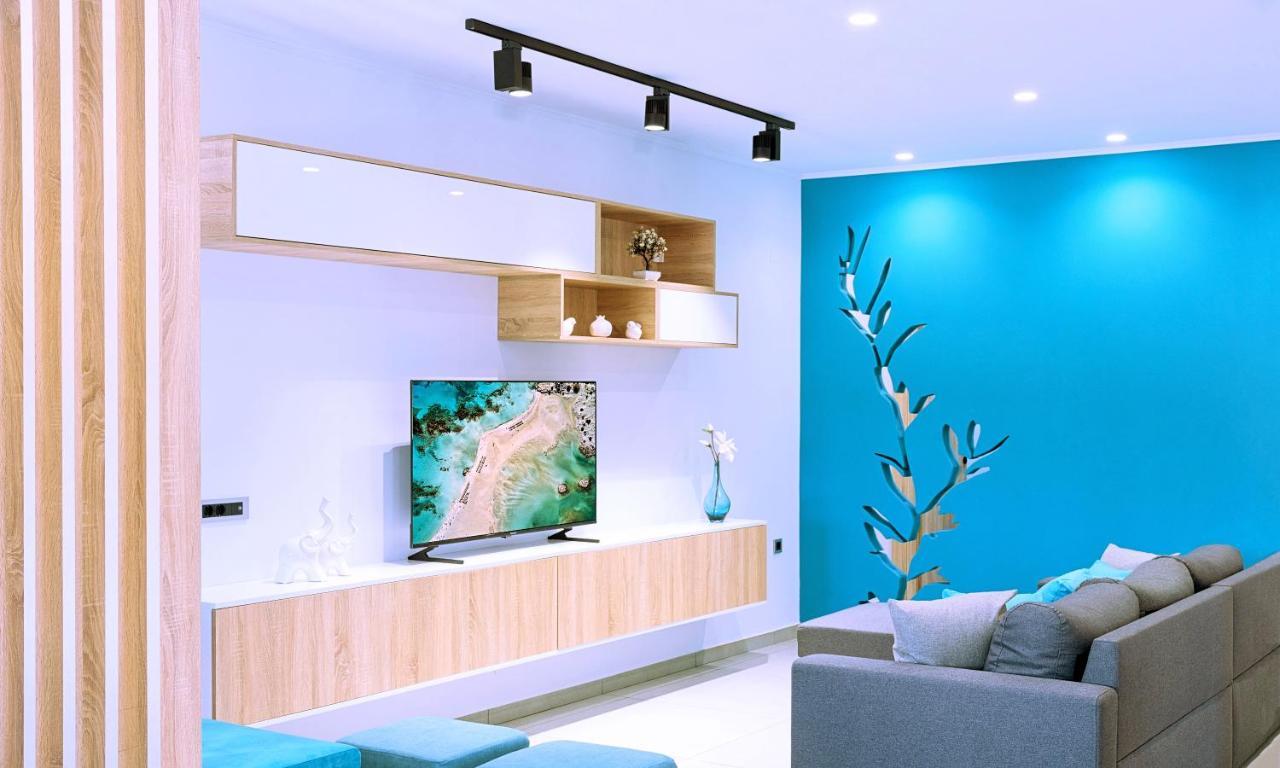 Stavento Luxury Private Pool Apartment *