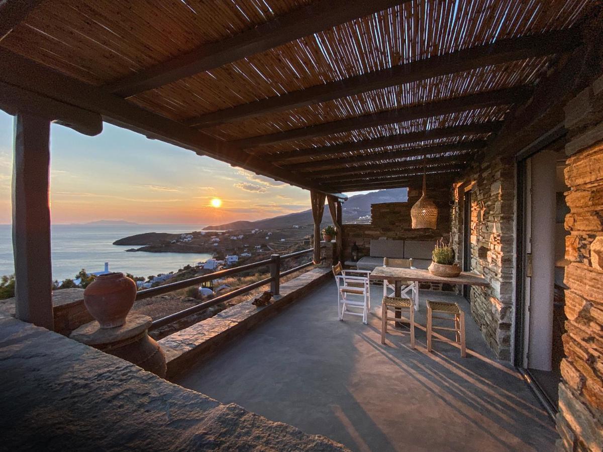 Aerino Seaside Holiday home *
