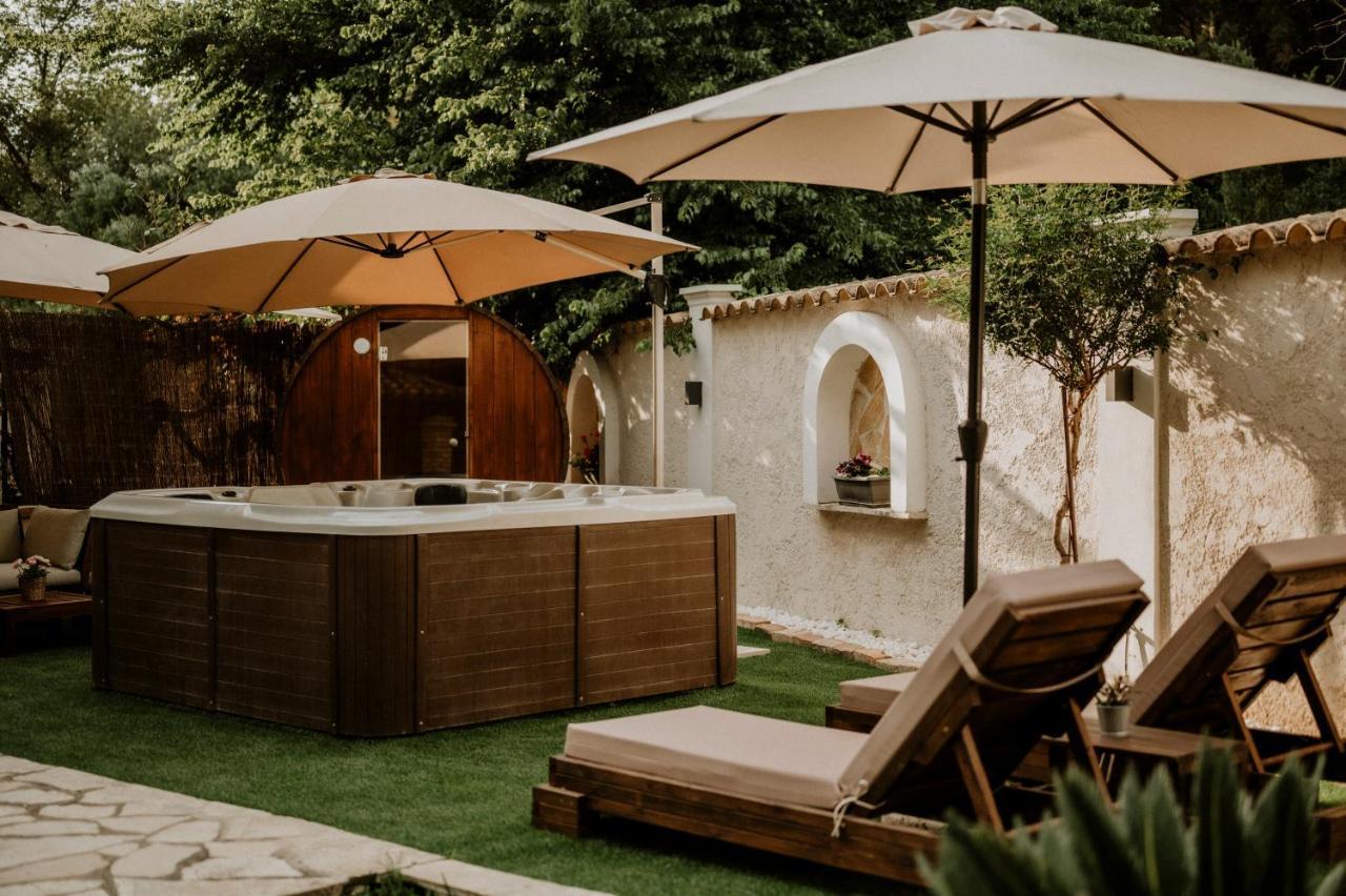Butterfly - Heated Private Pool & Jacuzzi Villa Alepou