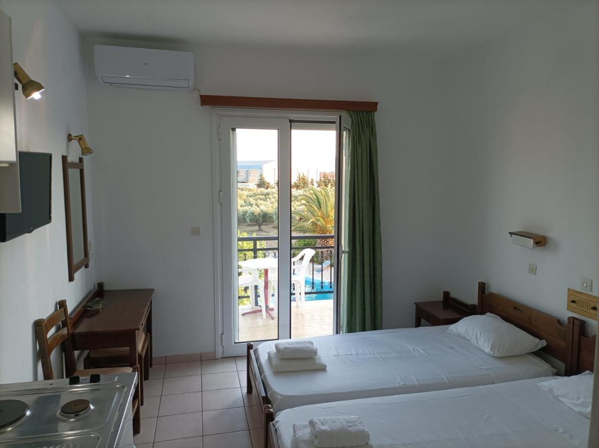 Aparthotel New Ionia