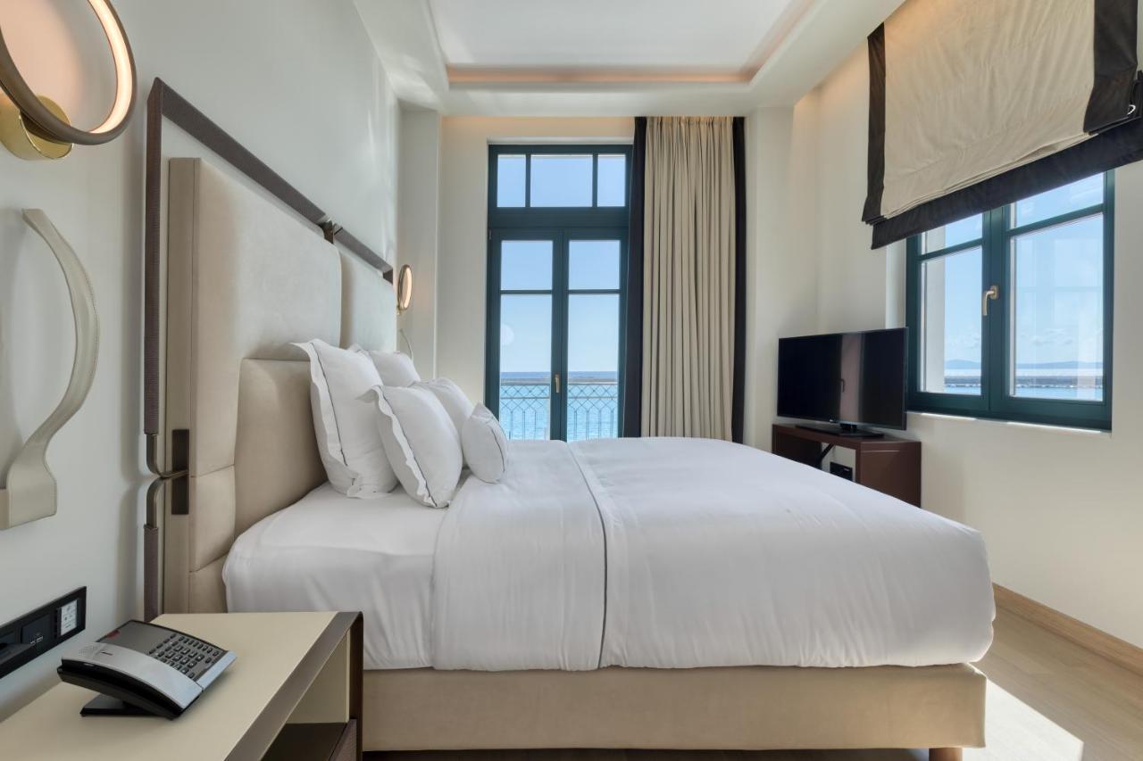 Grand 5* Kalamata