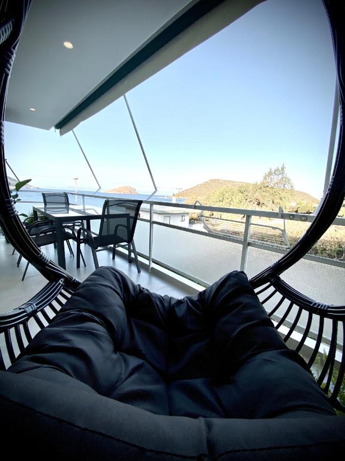 Apartment Seafront By C2c Architects *