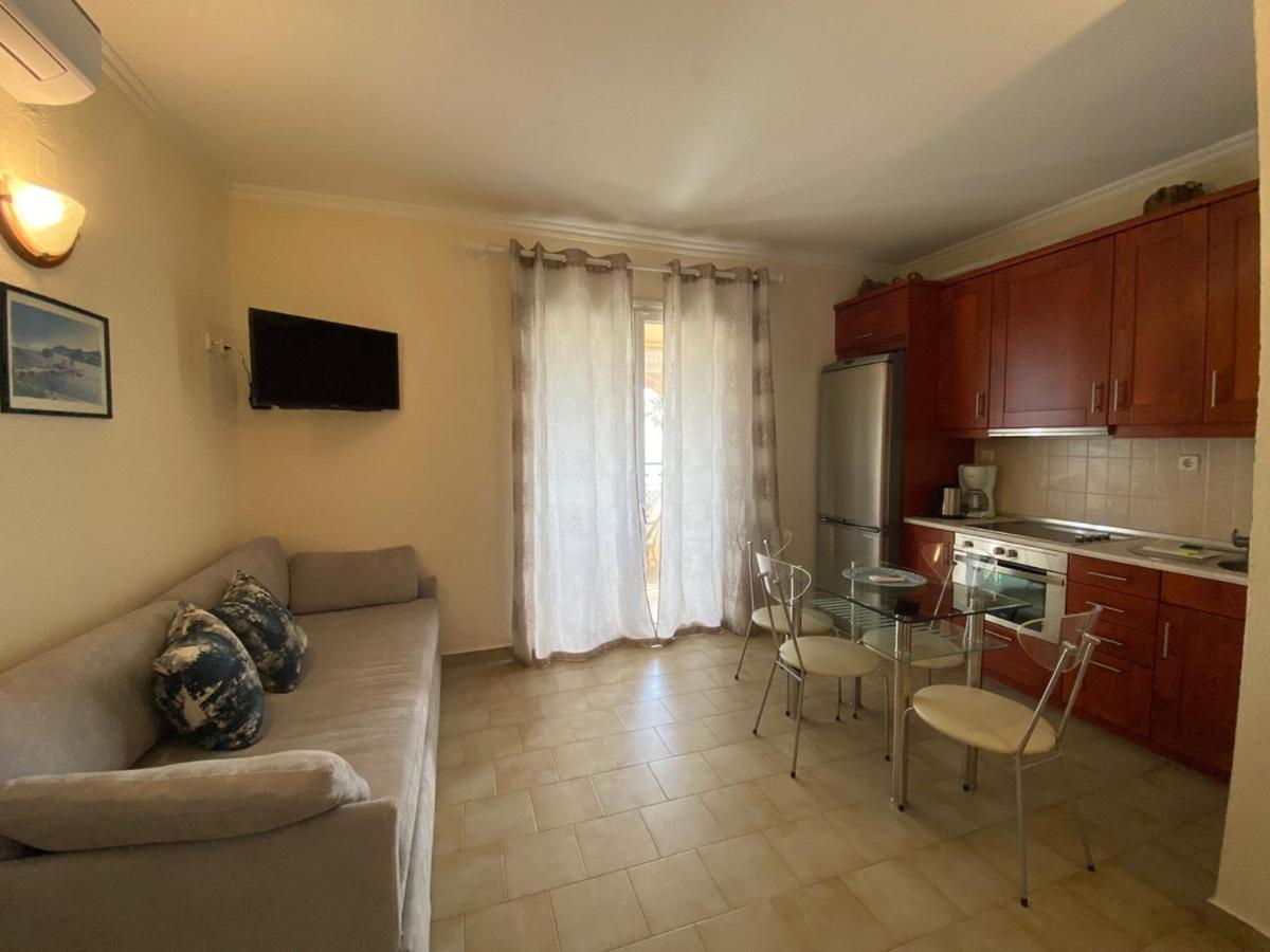 Apartment Type Aa5rcocomat Bed Quality Glyfada (Corfu)