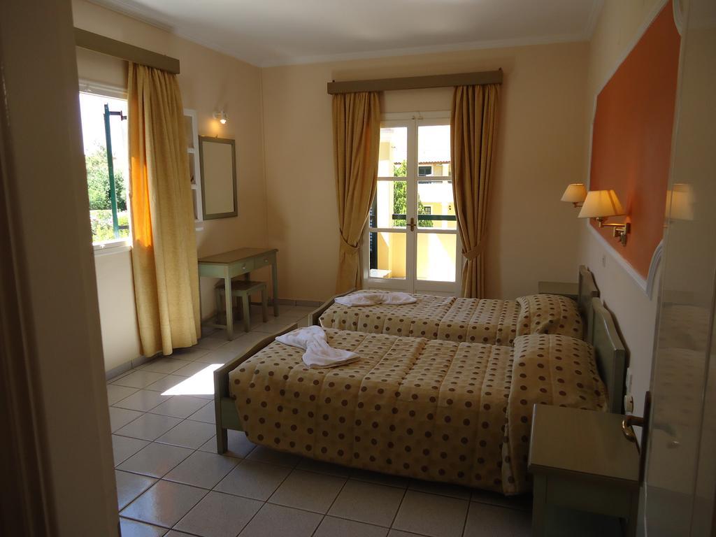 Matoula Aparthotel Acharavi (Corfu)