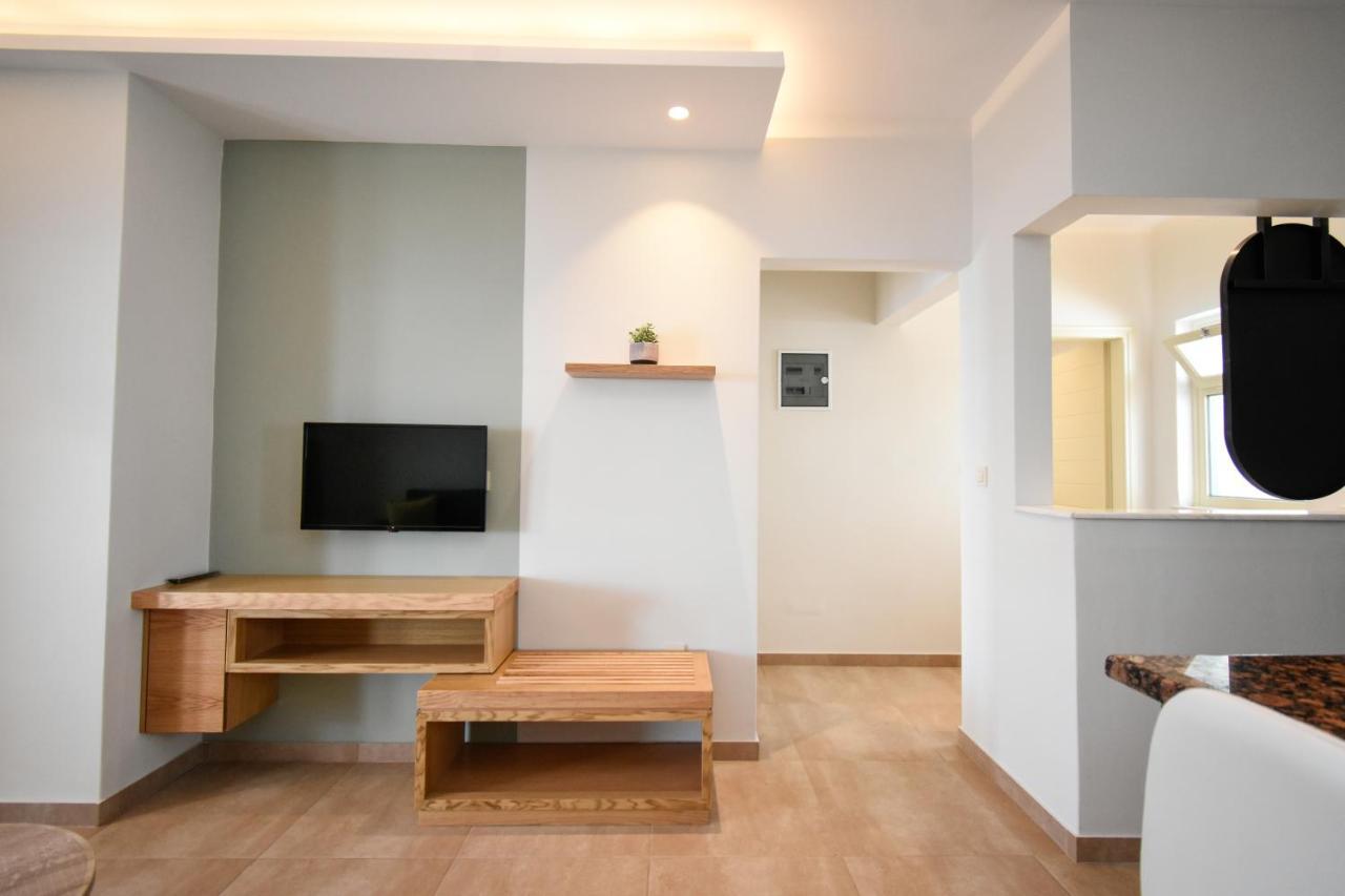 Aparthotel Elena Village