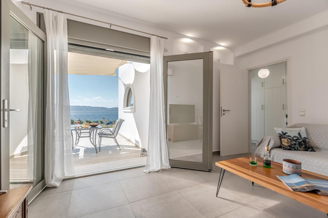 Dionysus House And Ariadne * Stelida (Naxos)