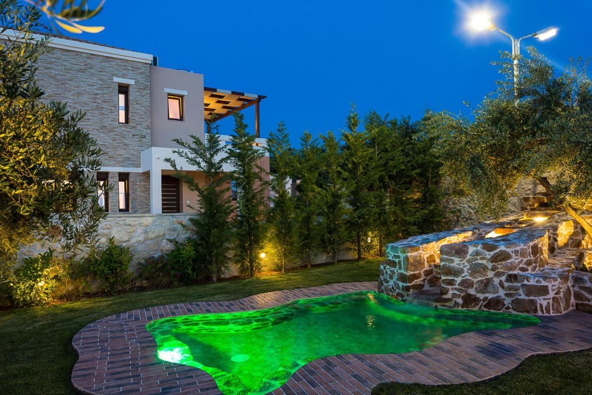 Villa Roupes Villa I, Family Villa, Fantastic Views, Private Pool