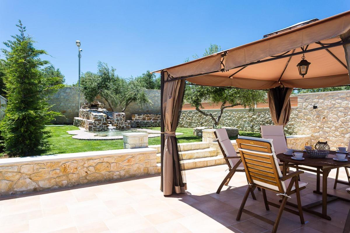 Roupes Villa I, Family Villa, Fantastic Views, Private Pool Roupai