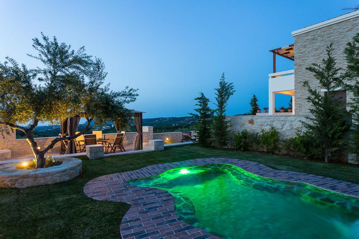 Roupes Villa I, Family Villa, Fantastic Views, Private Pool *