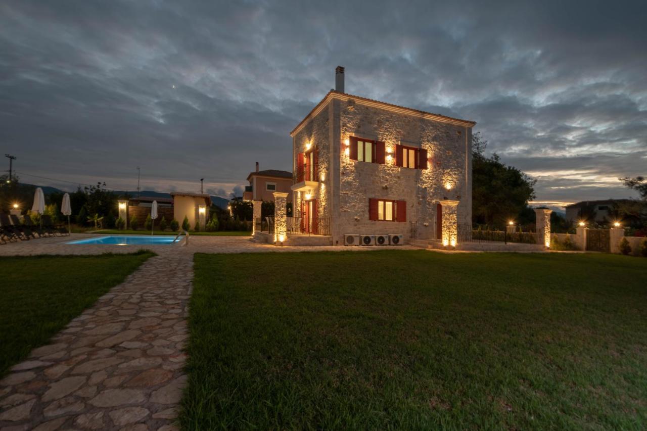 Villa Agro Art Boutique & Luxury - Two Art With Pools, Unique Decors, And A Treehouse Option *