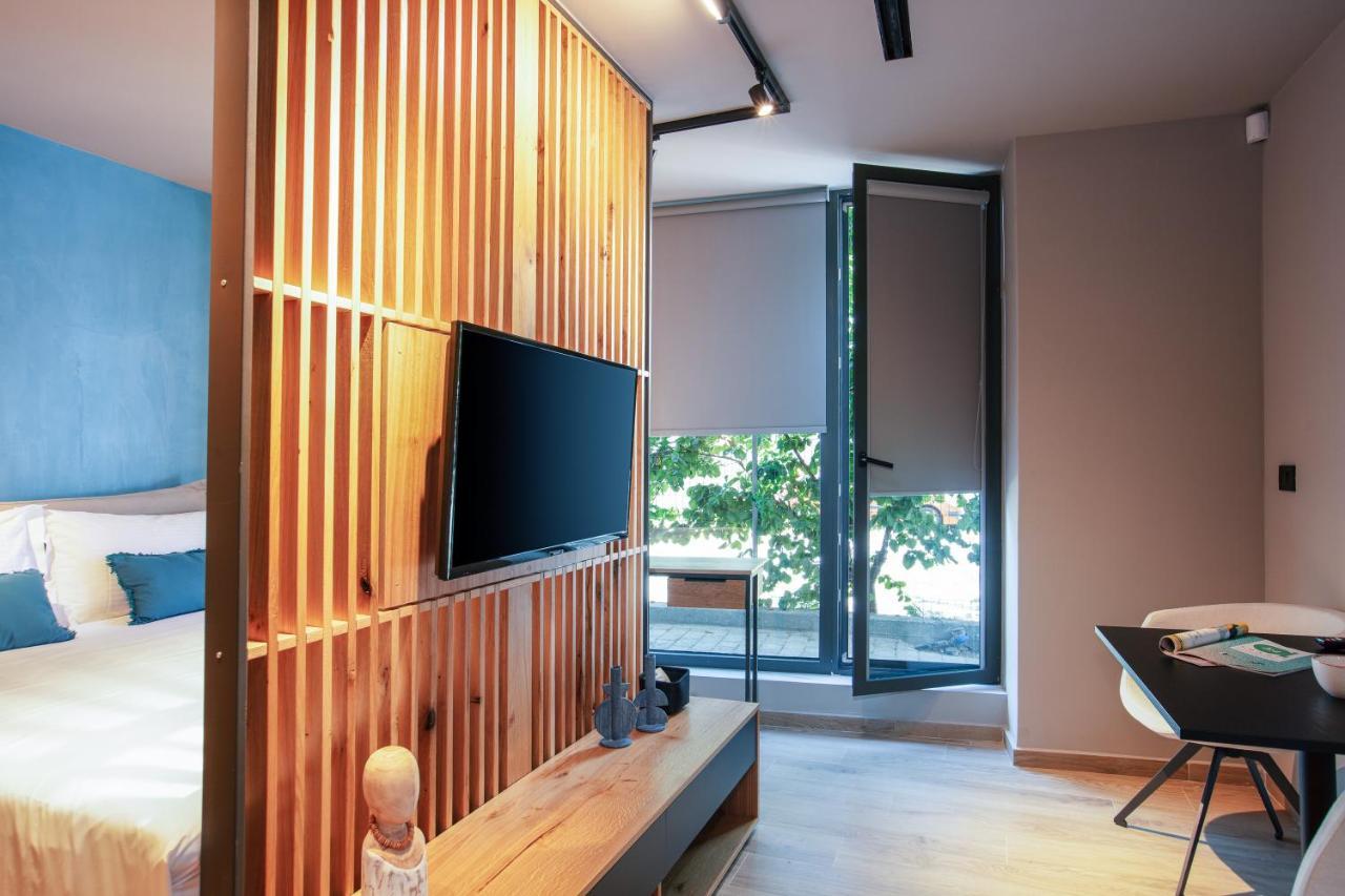 Plaza Collection * Souda