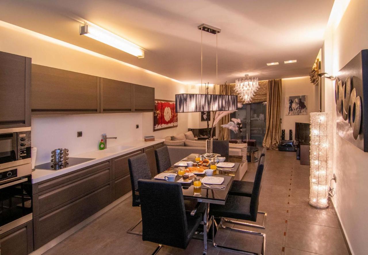 Optasia Luxury House Apartment