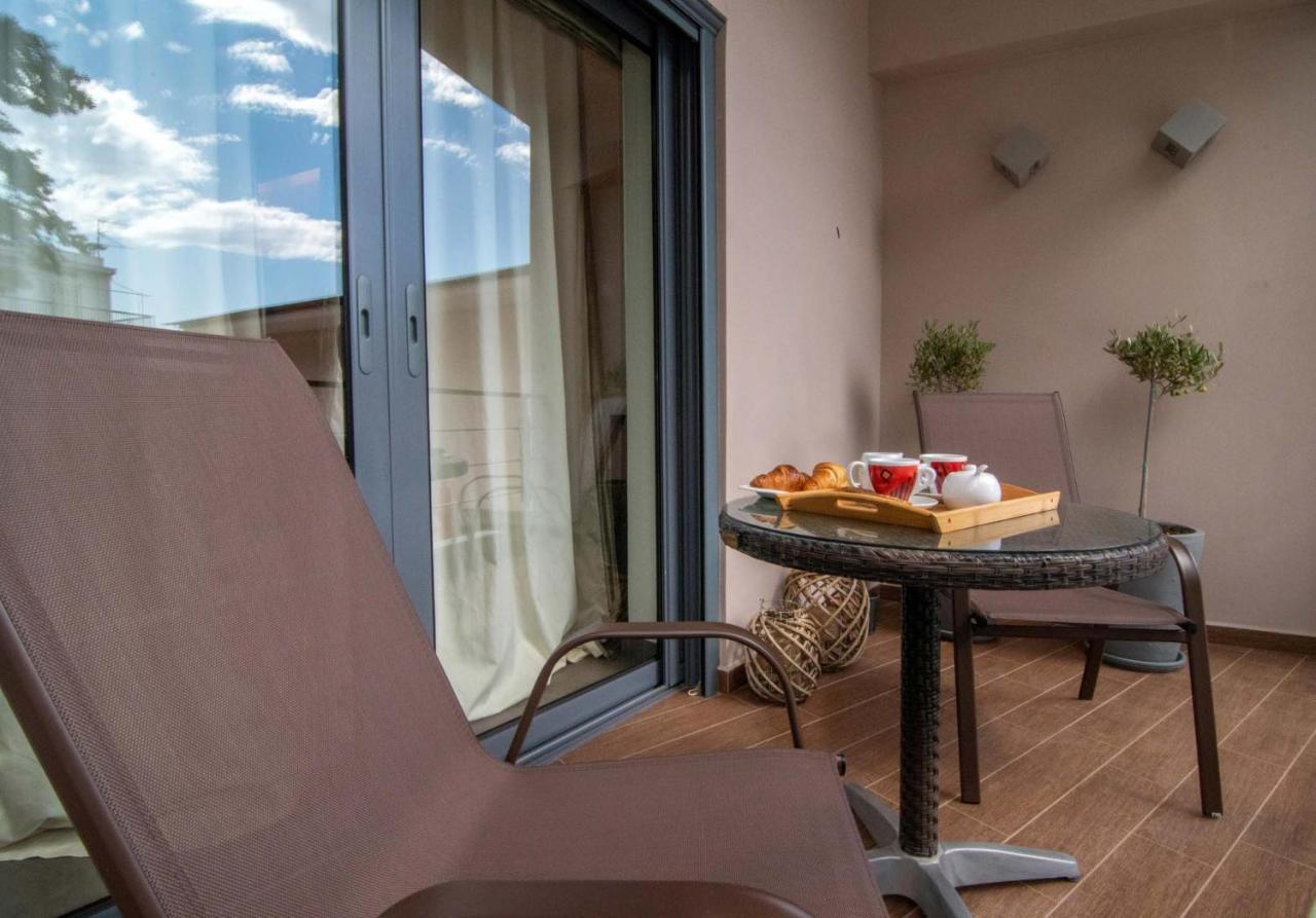 Optasia Luxury House *