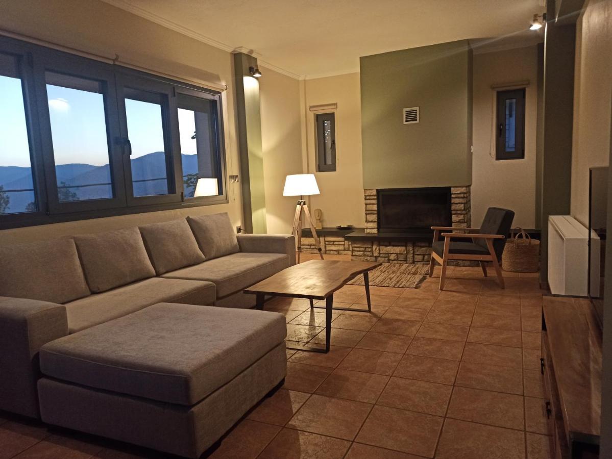 Holiday home Elatos Boutique Mountainhouse Karpenisi