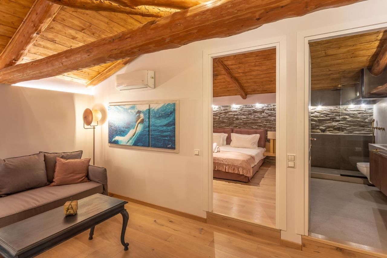 Camara Hotel Andros Town