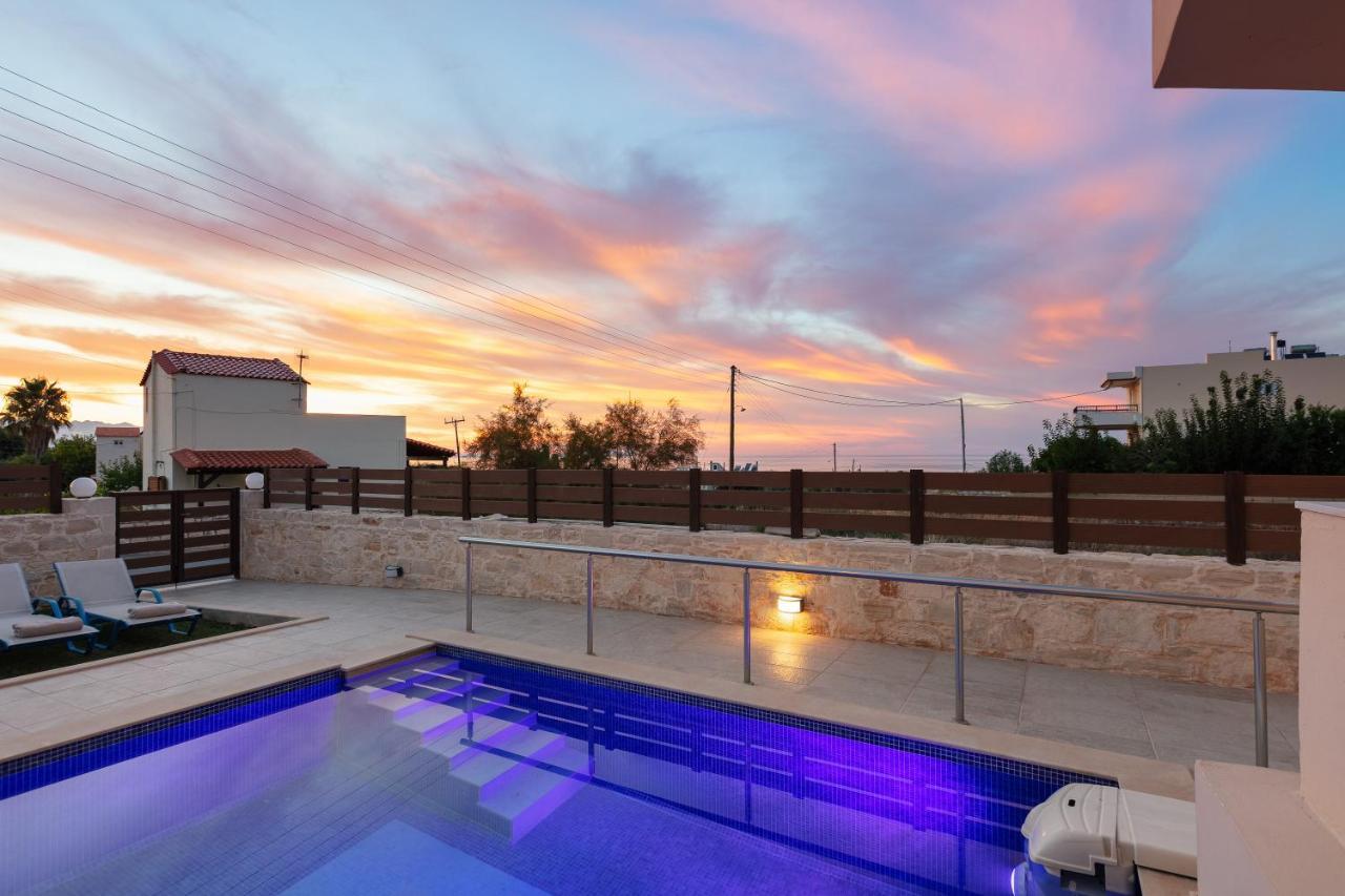 Holiday home 7 Bedroom With Pool, 700m From The Beach! *