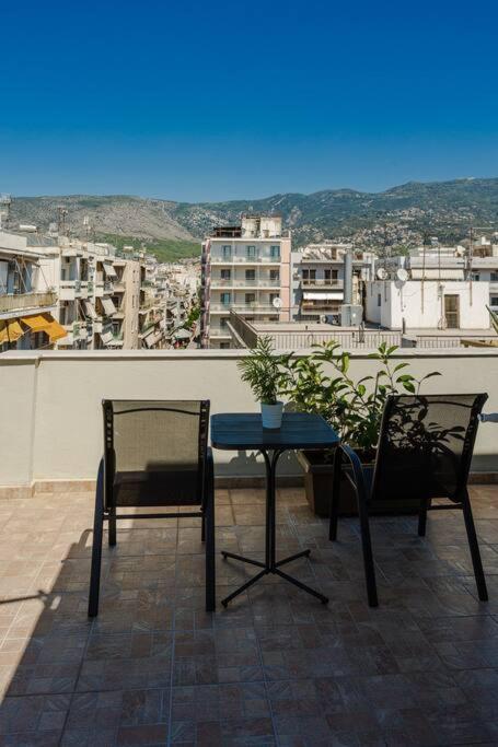 Cozy Seaside Penthouse With Sea & Mountain View. Apartment Volos